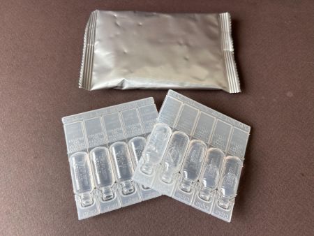 Yapay Gözyaşları / Tuzlu Çözelti Ambalajlama Makinesi - Yapay Gözyaşları / Tuzlu Çözelti Alüminyum Yastık Torbasında